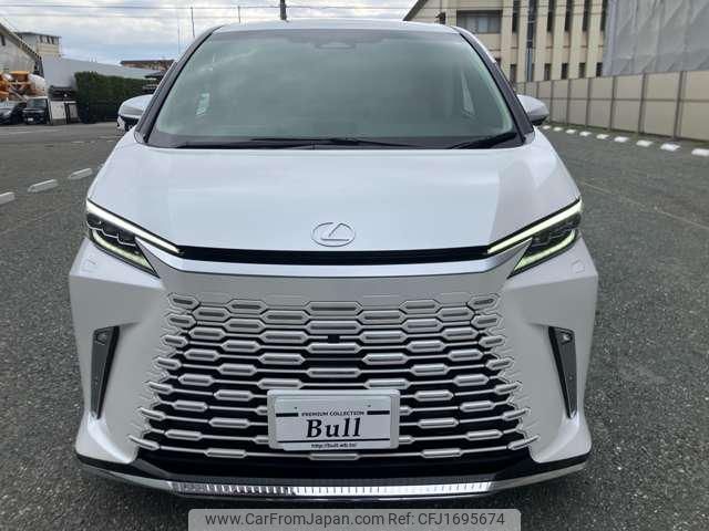 lexus lexus-lm 2025 CFJ1695674 image 2