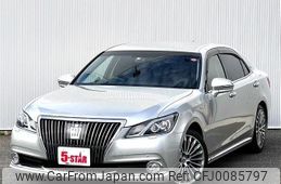 toyota crown-majesta 2013 -TOYOTA--Crown Majesta DAA-GWS214--GWS214-6000700---TOYOTA--Crown Majesta DAA-GWS214--GWS214-6000700-