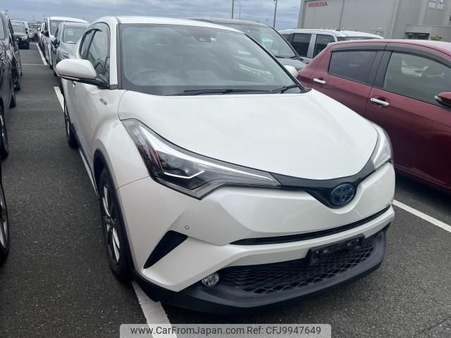 toyota c-hr 2018 quick_quick_DAA-ZYX10_ZYX10-2128125 image 2