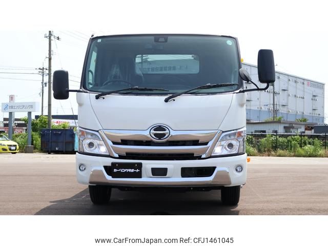 hino dutro 2024 CFJ1461045 image 2