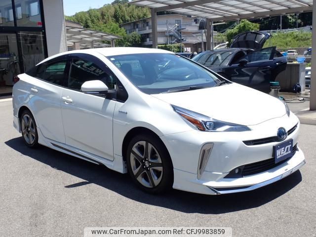 toyota prius 2020 quick_quick_DAA-ZVW51_ZVW51-6161074 image 2