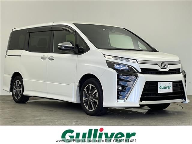 toyota voxy 2019 -TOYOTA--Voxy DBA-ZRR80W--ZRR80-0522058---TOYOTA--Voxy DBA-ZRR80W--ZRR80-0522058- image 1