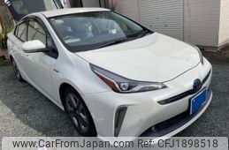 toyota prius 2019 CFJ1898518