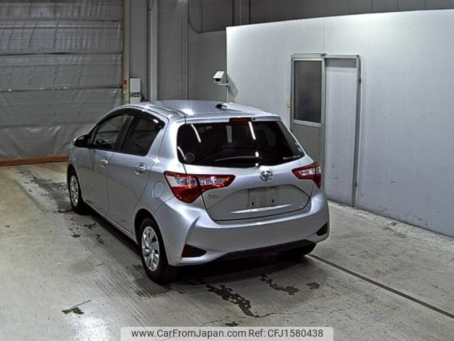 toyota vitz 2018 CFJ1580438 image 2