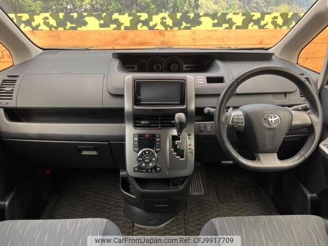 toyota voxy 2012 -TOYOTA--Voxy DBA-ZRR75W--ZRR75-0100196---TOYOTA--Voxy DBA-ZRR75W--ZRR75-0100196- image 2