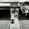 lexus is 2014 CFJ1843207 image 14