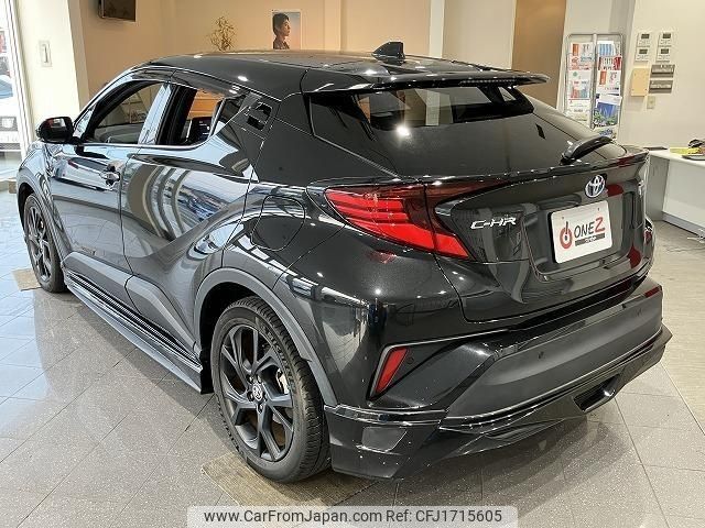 toyota c-hr 2021 CFJ1715605 image 2