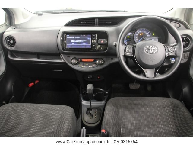 toyota vitz 2017 -TOYOTA--Vitz DAA-NHP130--NHP130-2007247---TOYOTA--Vitz DAA-NHP130--NHP130-2007247- image 2