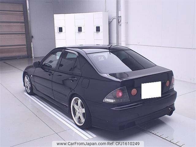 toyota altezza 2002 CFJ1610249 image 2