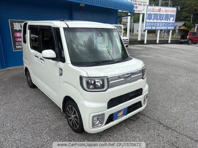 daihatsu wake 2016 CFJ1570672 image 1