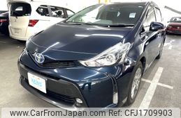 toyota prius-α 2016 CFJ1709903