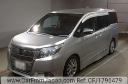toyota esquire 2015 CFJ1796479
