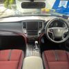 toyota crown 2014 -TOYOTA--Crown DAA-AWS210--AWS210-6064887---TOYOTA--Crown DAA-AWS210--AWS210-6064887- image 2