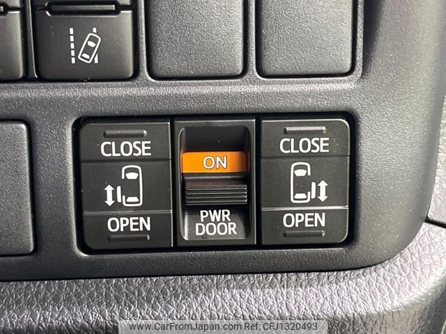 toyota voxy 2019 -TOYOTA--Voxy DBA-ZRR85W--ZRR85-0125840---TOYOTA--Voxy DBA-ZRR85W--ZRR85-0125840- image 2