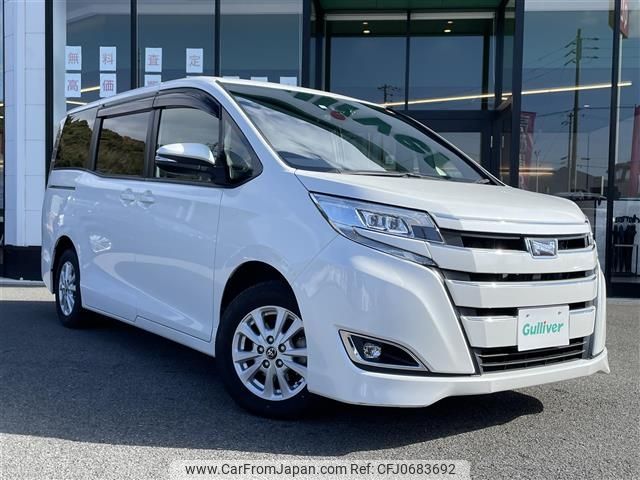 toyota noah 2018 -TOYOTA--Noah DBA-ZRR80G--ZRR80-0384511---TOYOTA--Noah DBA-ZRR80G--ZRR80-0384511- image 1