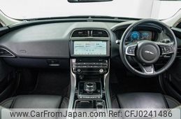 jaguar xe 2018 GOO_JP_965024092400207980001