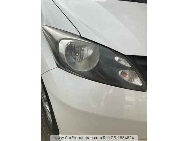 honda freed 2011 CFJ1834824 image 2