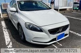 volvo v40 2013 CFJ1763725