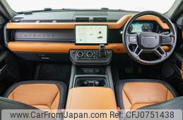 land-rover defender 2023 GOO_JP_965025021400207980001