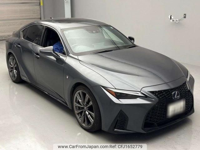 lexus is 2021 CFJ1652779 image 1