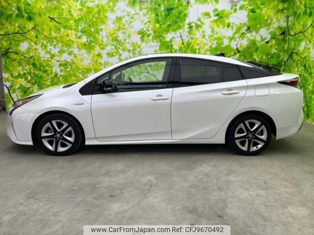 toyota prius 2018 quick_quick_DAA-ZVW50_ZVW50-8087845 image 2