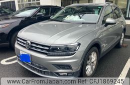 volkswagen tiguan 2019 CFJ1869245