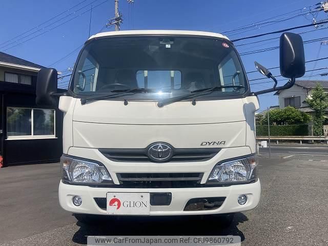 toyota dyna-truck 2017 quick_quick_TKG-XZC655_XZC655-0004019 image 2