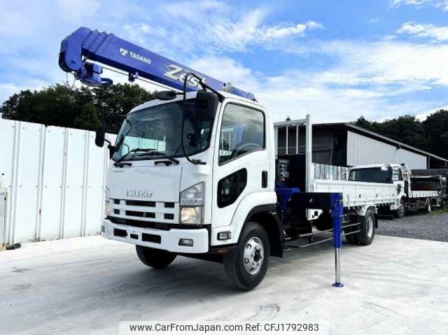 isuzu forward 2011 CFJ1792983 image 1