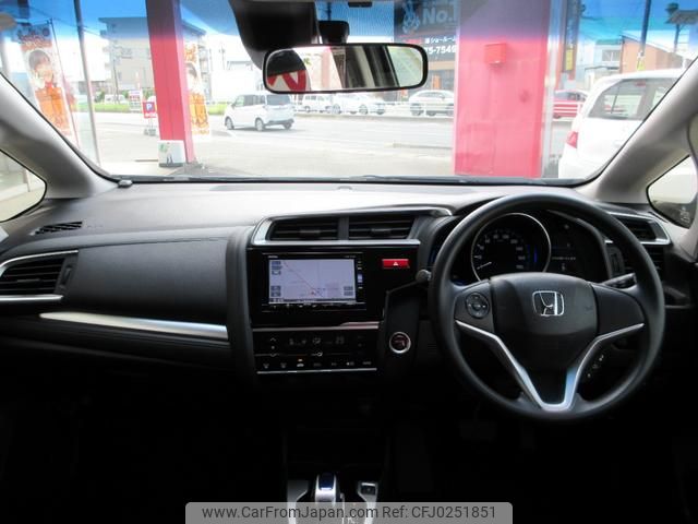 honda fit-hybrid 2016 GOO_JP_988024092700201170001 image 2