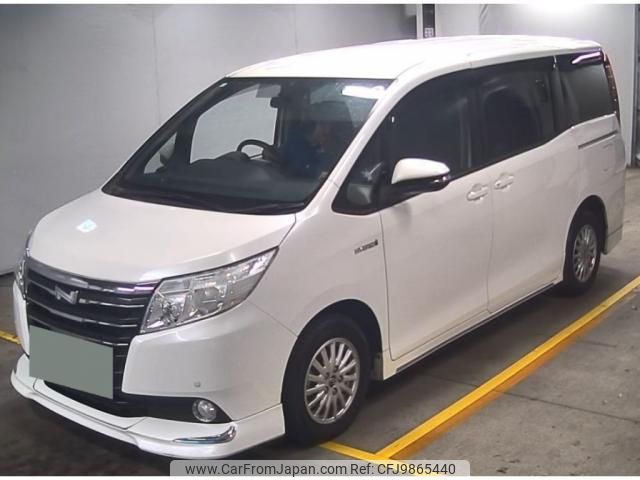 toyota noah 2014 quick_quick_DAA-ZWR80G_0072752 image 2