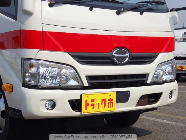 hino dutro 2018 CFJ0957458 image 2