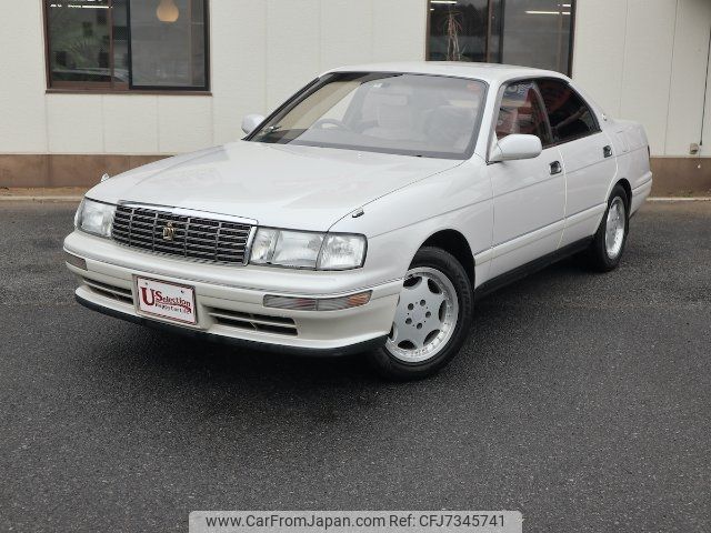 toyota-crown-1994-6367-car_8af91248-eedf-4b29-9f2b-99c75f6ca5f4