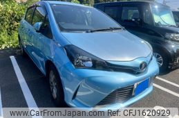 toyota vitz 2015 CFJ1620929
