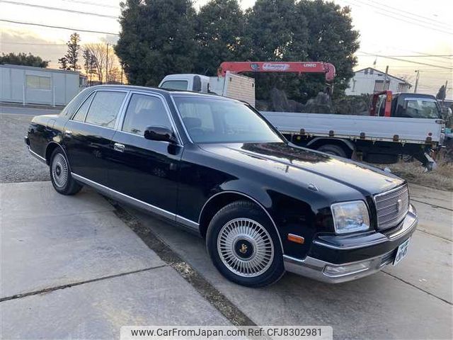 toyota century 2000 230201010016 image 1