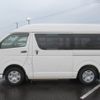 toyota hiace-van 2005 REALMOTOR_Y2024100207F-12 image 3