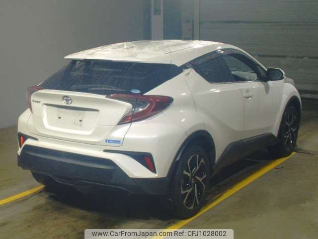 toyota c-hr 2018 -TOYOTA--C-HR DBA-NGX50--NGX50-2031043---TOYOTA--C-HR DBA-NGX50--NGX50-2031043- image 2