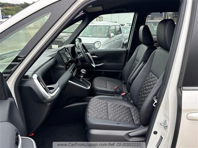 toyota voxy 2023 -TOYOTA--Voxy 6AA-ZWR90W--ZWR90-0104108---TOYOTA--Voxy 6AA-ZWR90W--ZWR90-0104108- image 2
