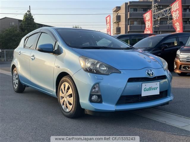 toyota aqua 2012 CFJ1535243 image 1