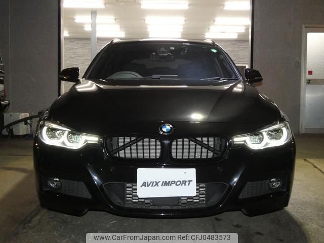 bmw 3-series 2018 quick_quick_8C20_WBA8H92000A690160 image 2