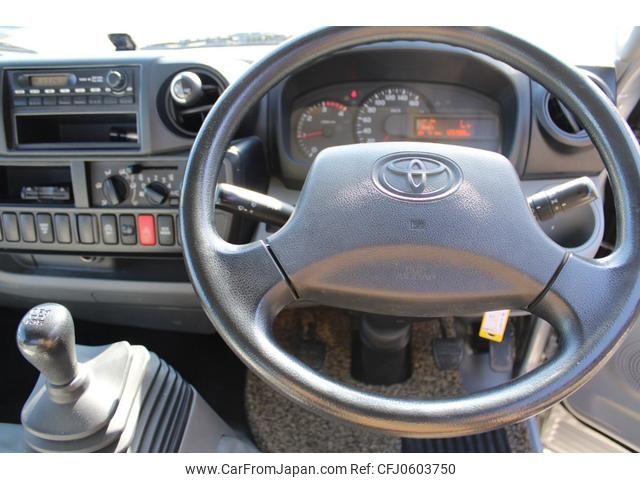 toyota toyoace 2013 GOO_NET_EXCHANGE_0401987A30241225W002 image 2