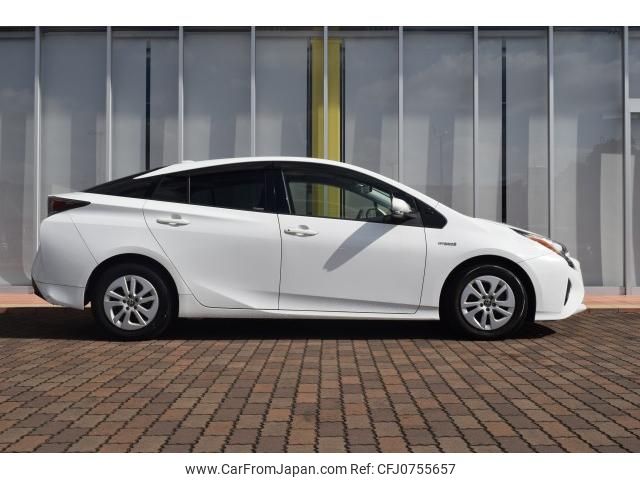 toyota prius 2016 quick_quick_DAA-ZVW50_6042452 image 2