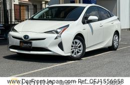 toyota prius 2018 CFJ1556958