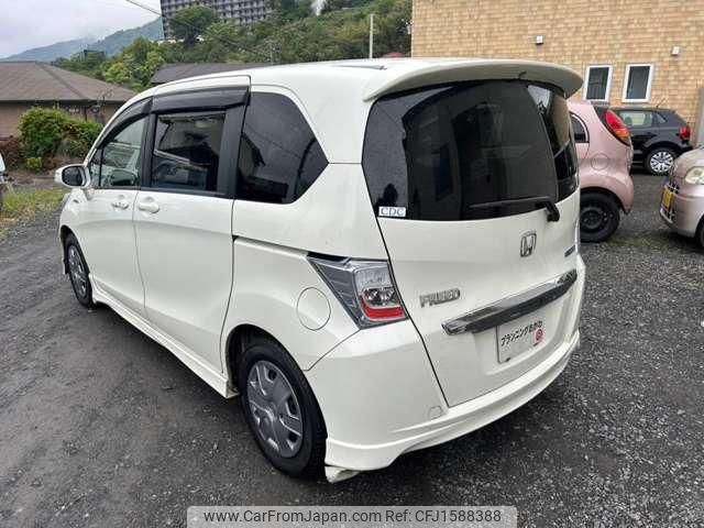 honda freed-hybrid 2013 CFJ1588388 image 2
