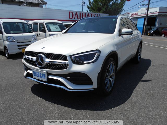 mercedes-benz glc-class 2021 9824ab152b4ed12b7b38af2e3a7aa5ac image 2