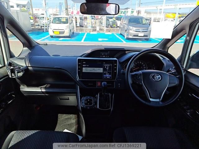 toyota voxy 2020 -TOYOTA--Voxy DBA-ZRR80W--ZRR80-0589909---TOYOTA--Voxy DBA-ZRR80W--ZRR80-0589909- image 2