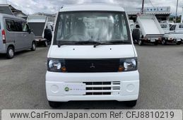 Mitsubishi Minicab Van 2007