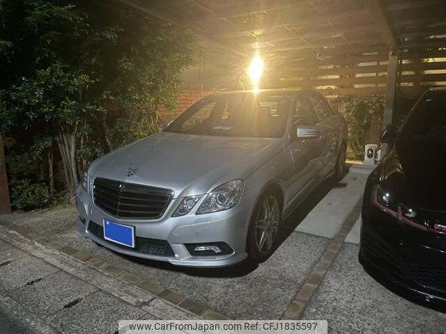 mercedes-benz e-class 2011 CFJ1835597 image 2