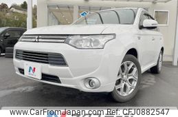 mitsubishi outlander-phev 2014 quick_quick_GG2W_GG2W-0012788