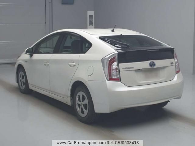 toyota prius 2015 quick_quick_DAA-ZVW30_ZVW30-1931111 image 2