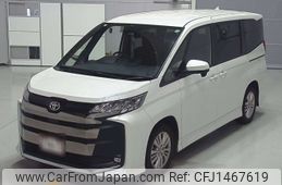 toyota noah 2023 -TOYOTA--Noah MZRA90W-0061801---TOYOTA--Noah MZRA90W-0061801-